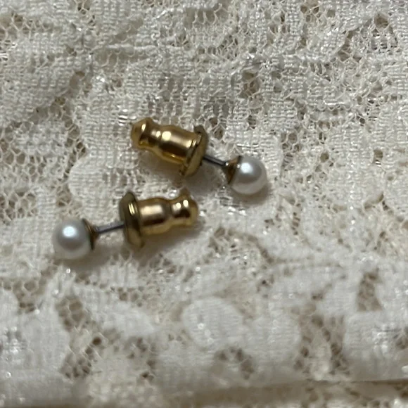 Napier/vintage faux pearl earrings - Picture 3 of 3